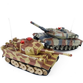 Радиоуправляемый танковый бой Huan Qi Tiger vs Abrams масштаб 1:24 27Mhz vs 40Mhz
