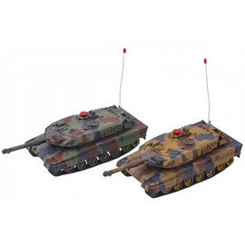 Радиоуправляемый танковый бой Huan Qi Abrams vs Abrams масштаб 1:24 27Mhz vs 40Mhz