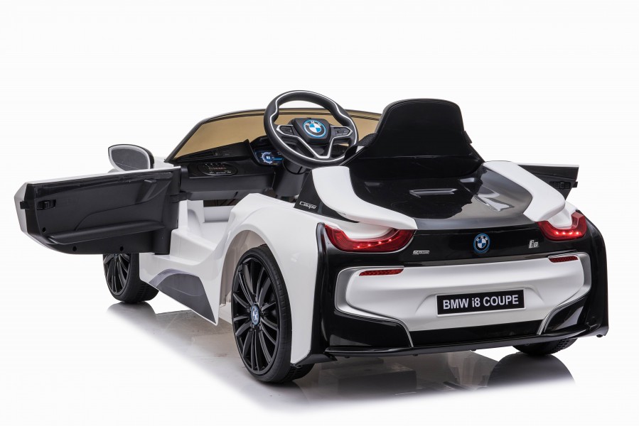 BMW электромобиль i8