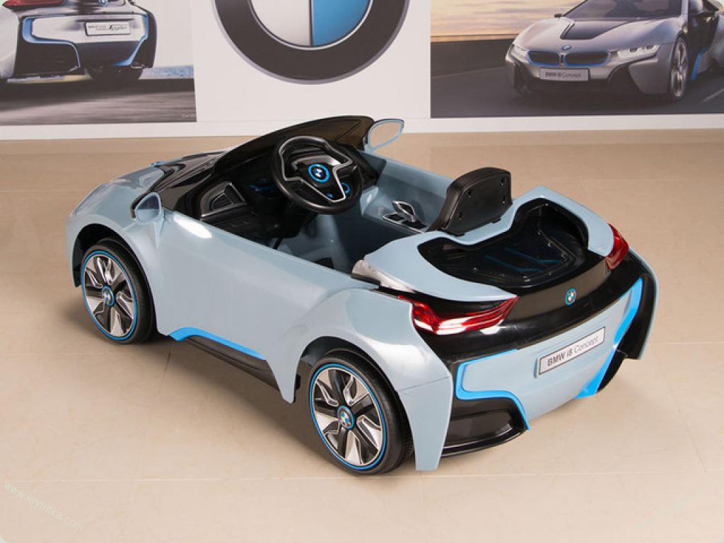 BMW электромобиль i8